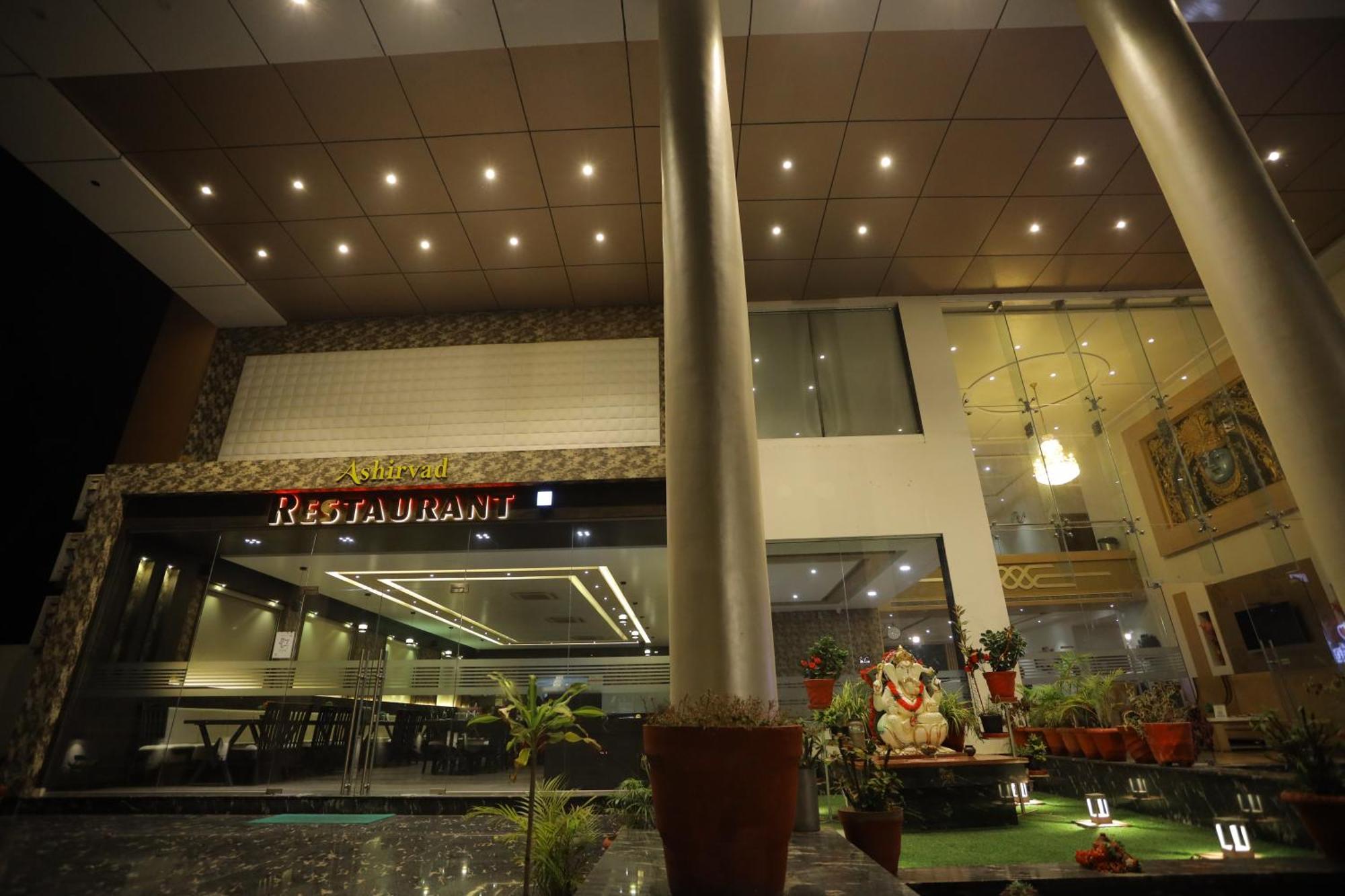 فندق The Grand Astoria Somanth Somnāth المظهر الخارجي الصورة
